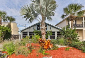 2-2 Beachside Home With Private Pool